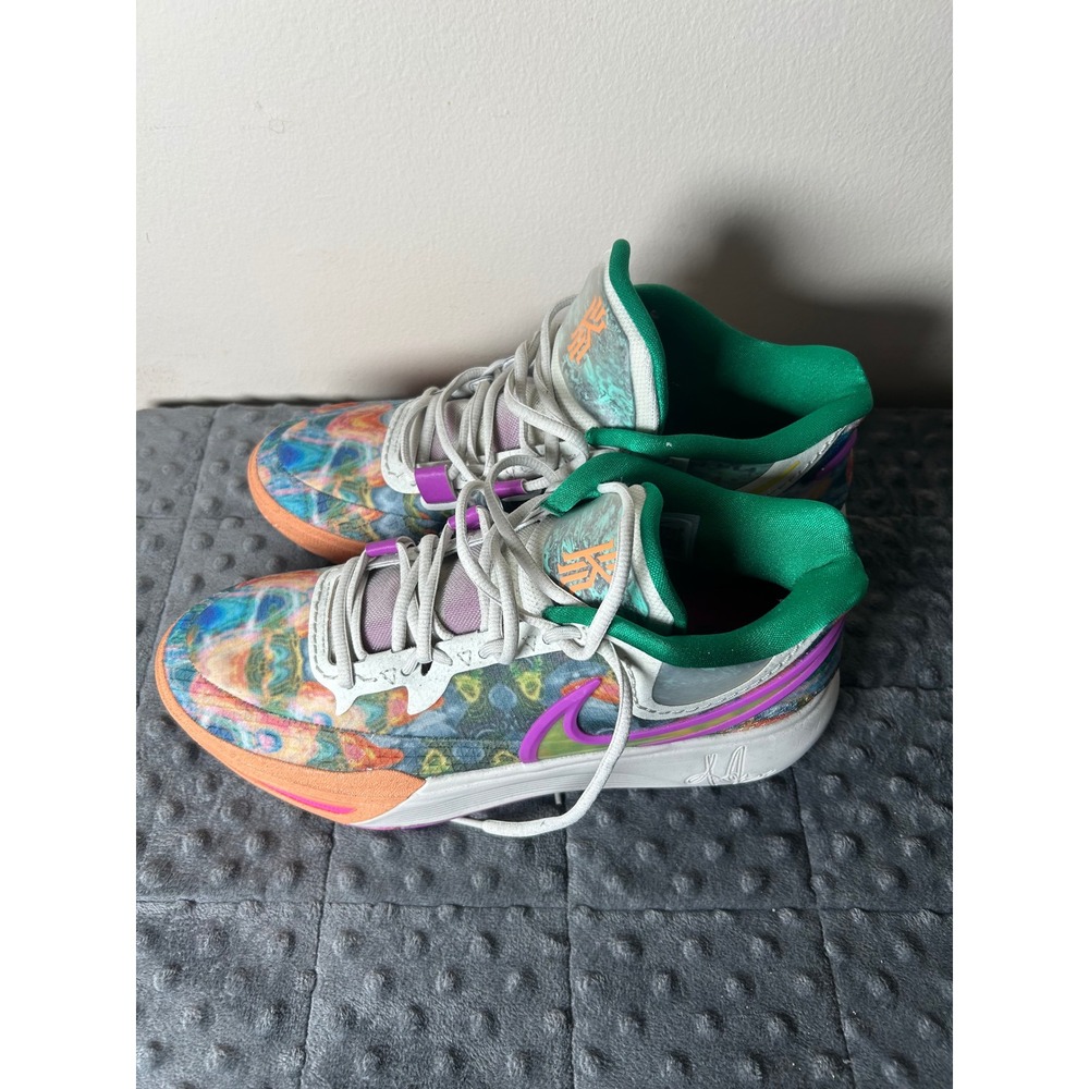 Nike Kyrie 8 Circle of Life Multi-Color Basketball Shoes DQ3840-001 Mens 11 - Picture 3 of 8